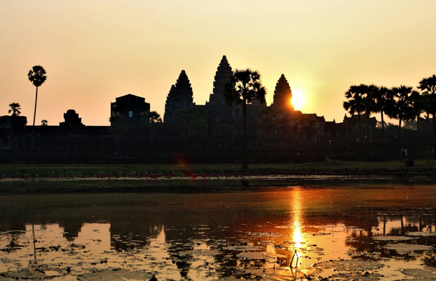 Angkor Wat Sunrise Tour